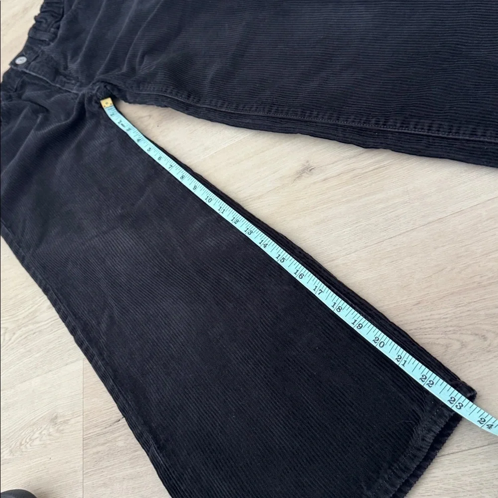 Old navy corduroy pants wide leg